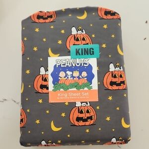 Berkshire Peanuts Snoopy Jack-o-lantern Halloween Sheet KING